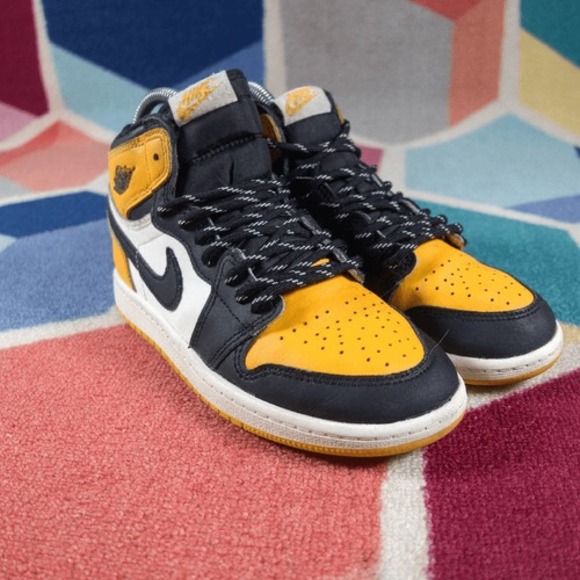 Nike Air Jordan 1 Retro High OG (PS) Sneakers Size 3Y - Picture 3 of 7